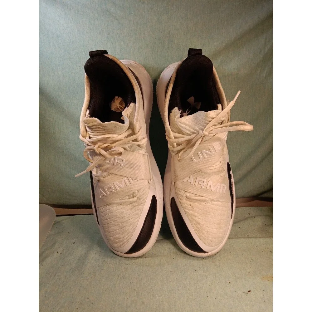 Under Armour Flow Future X4 3027639 100 Basket ball shoes 10.5 Mens